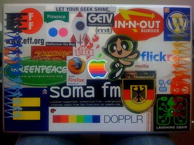 30 laptopów należących (nie tylko) do nastolatków z USA 20