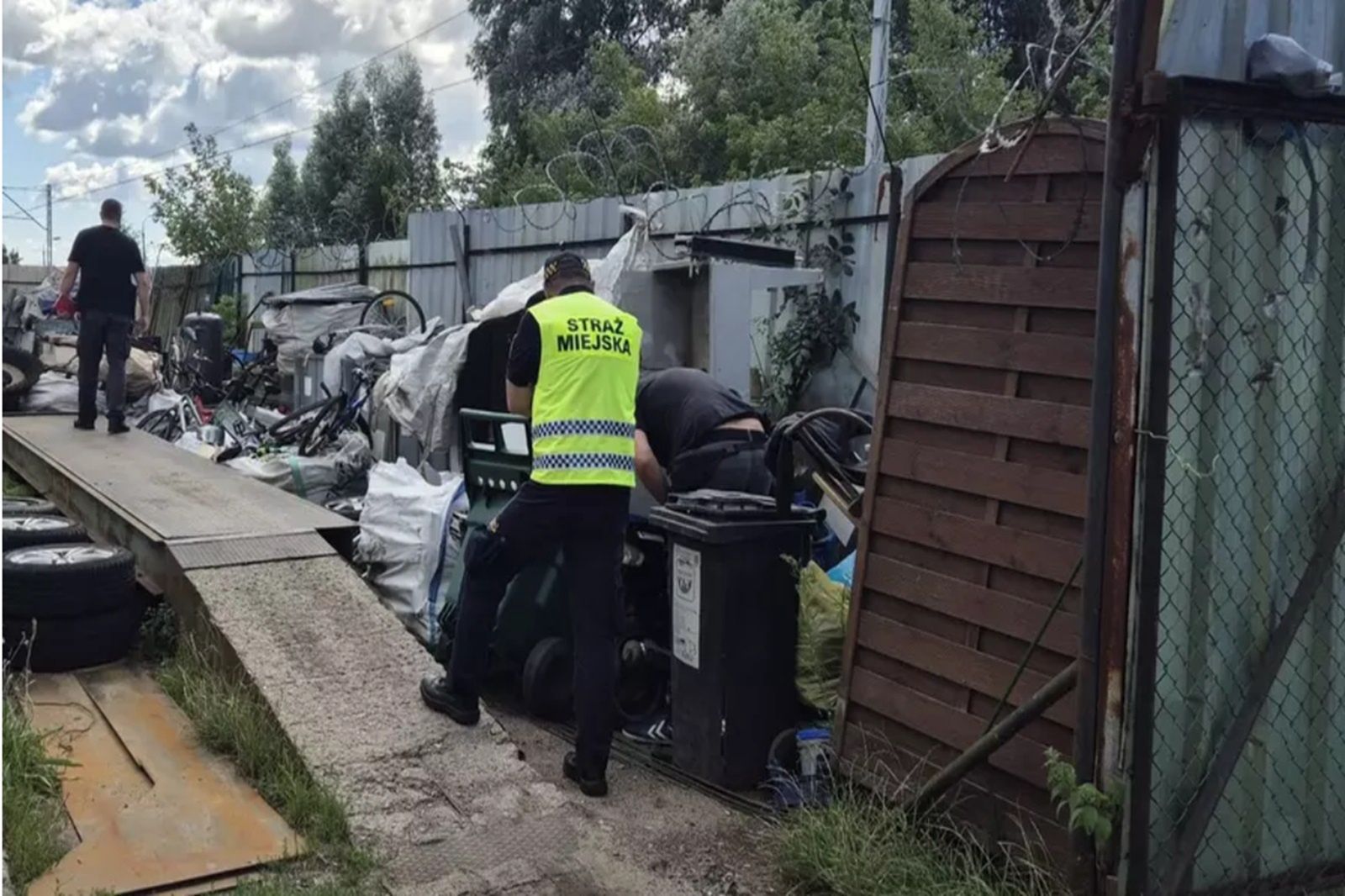 Weszli do skupu złomu w Gdańsku. Już wiadomo, co tam znaleźli