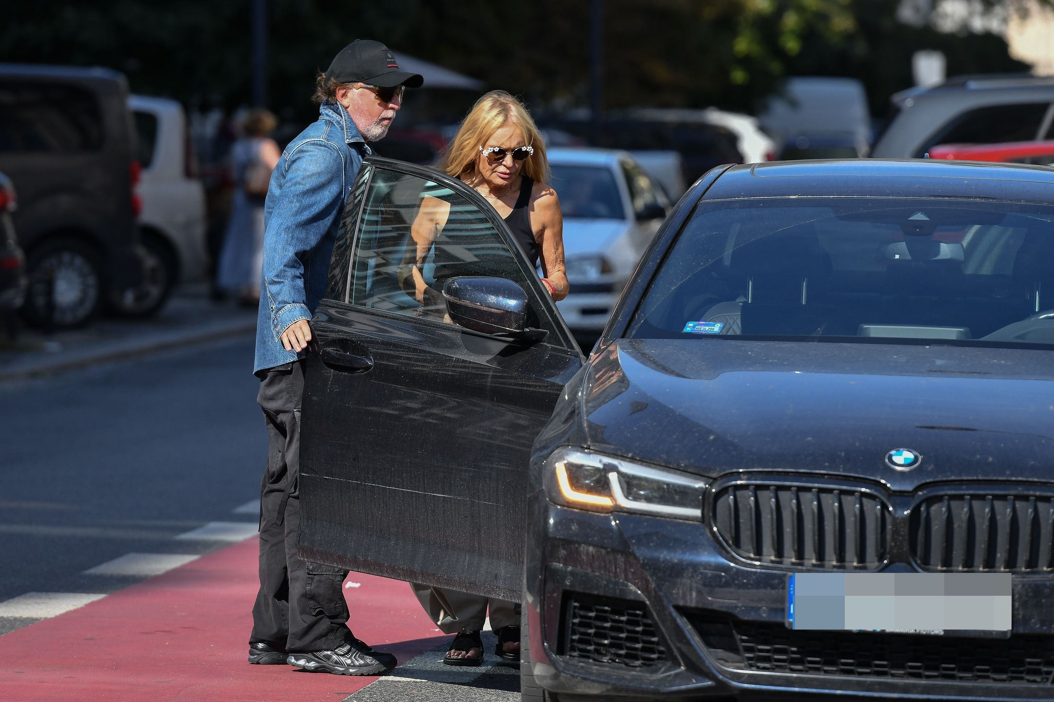 Monika Olejnik z partnerem w Warszawie