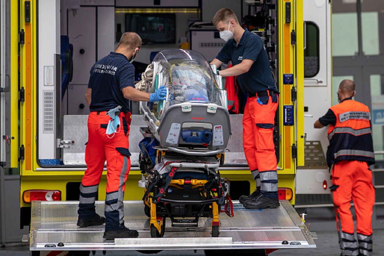 Aleksieja Nawalnego zatruto substancją z grupy inhibitorów cholinoesterazy