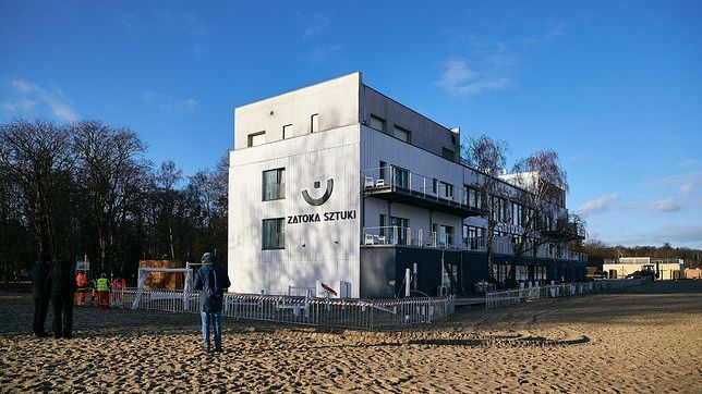 Budynek dawnej "Zatoki Sztuki" w Sopocie. Teraz ma nowego właściciela i nazwę - to "Nowa Zatoka"