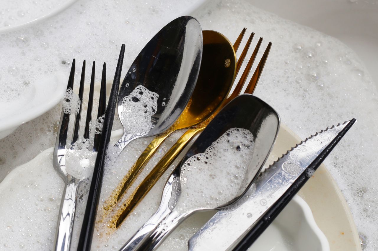 Restore your cutlery: Home methods for a lasting shine