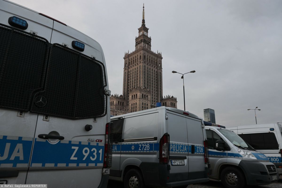 Policja cieszy się coraz niższym zaufaniem Polaków