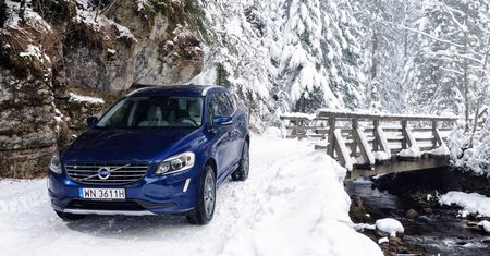 Volvo XC60 - szwedzki sposób na każde warunki - zdjęcia