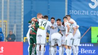 Ujawniono zarobki w pierwszoligowym klubie. Rekordzista zarabia ponad 130 tys. złotych