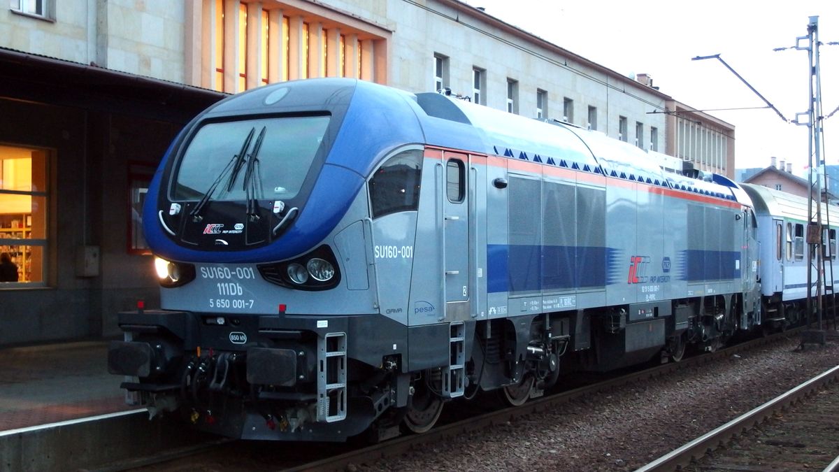 Pasażerka wyproszona z pociągu.