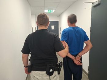 Sześć dożywotnich zakazów i ponad 1,5 promila! Kierowca Seata trafił za kratki
