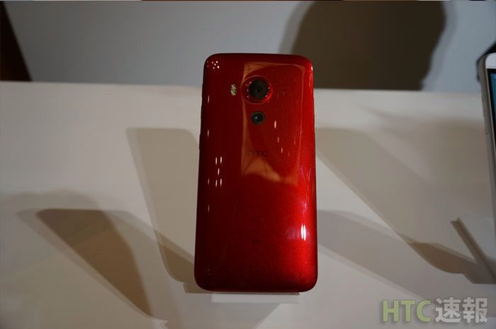 Potężny HTC J Butterfly oficjalnie. Który to już topowy smartfon HTC w tym roku? 19