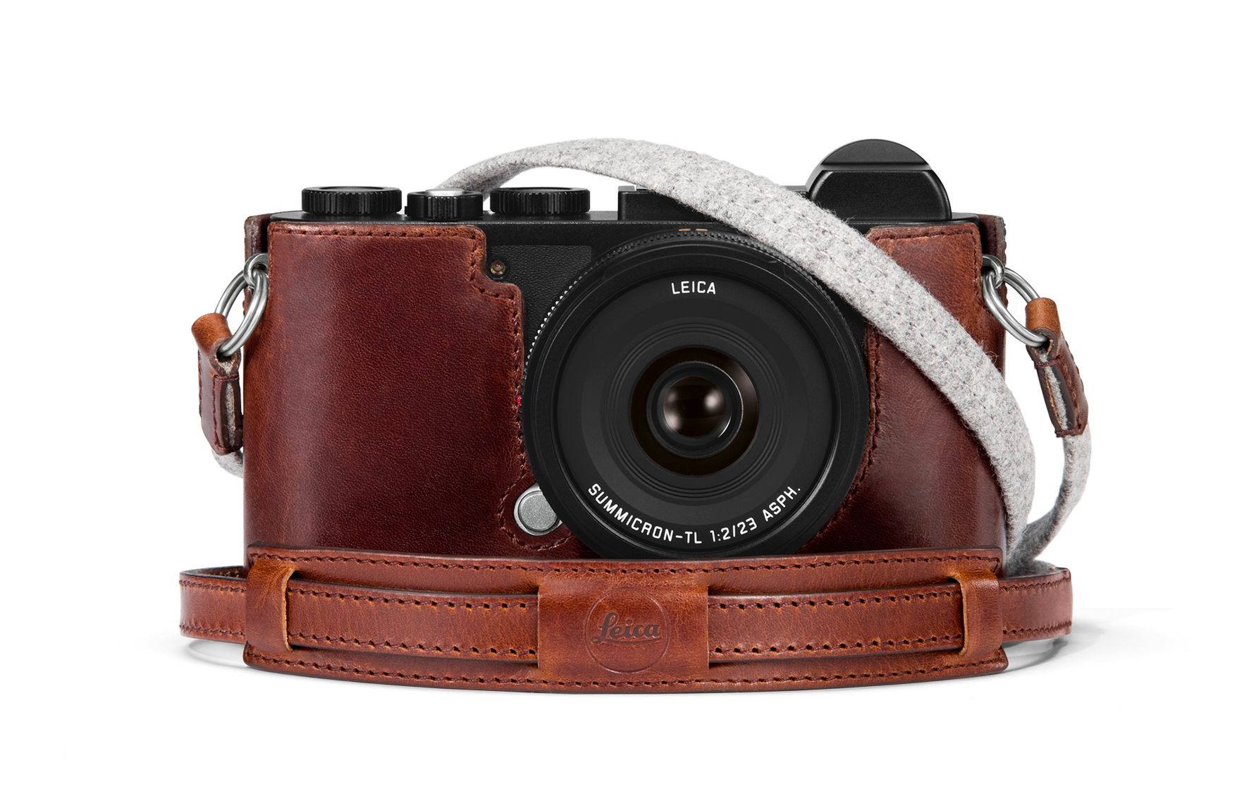Leica CL - 24-megapikelowa matryca APS-C, rewelacyjny wizjer i tradycyjne sterowanie 14
