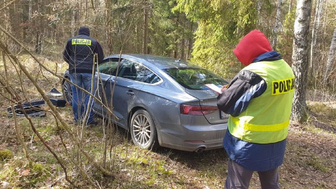 Policjanci znaleźli skradzione Audi A5.