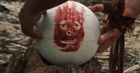 Pamiętacie Wilsona? Piłka ze słynnego filmu sprzedana za fortunę