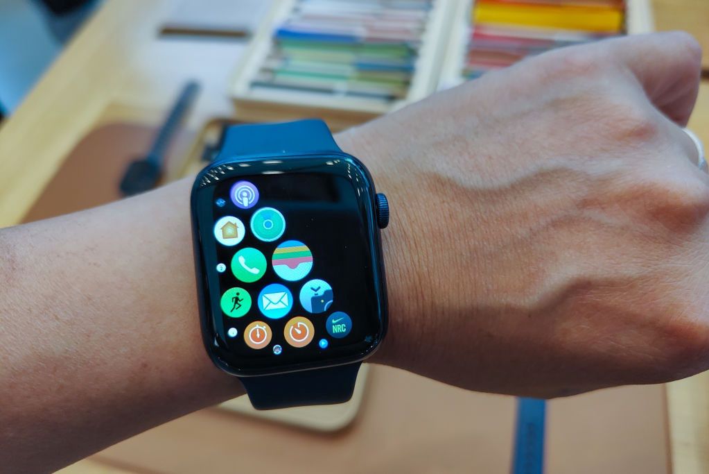 Apple Watch zastąpi termometr? Będzie mógł wykryć gorączkę