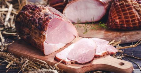 Szynka wędzona gotowana – krok po kroku