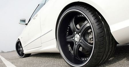 Powiew lata – MEC E 350 CDI Cabrio BlueEFFICIENCY AMG Sports Package (2011)