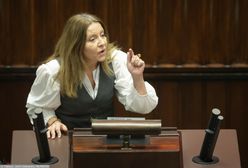 Lichocka dała popis z mównicy. Pokrzykiwała: "precz"