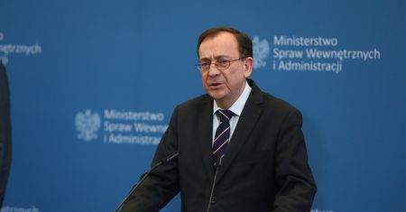 Konferencja prasowa Mariusza Kamińskiego: "Będzie fala uchodźców"