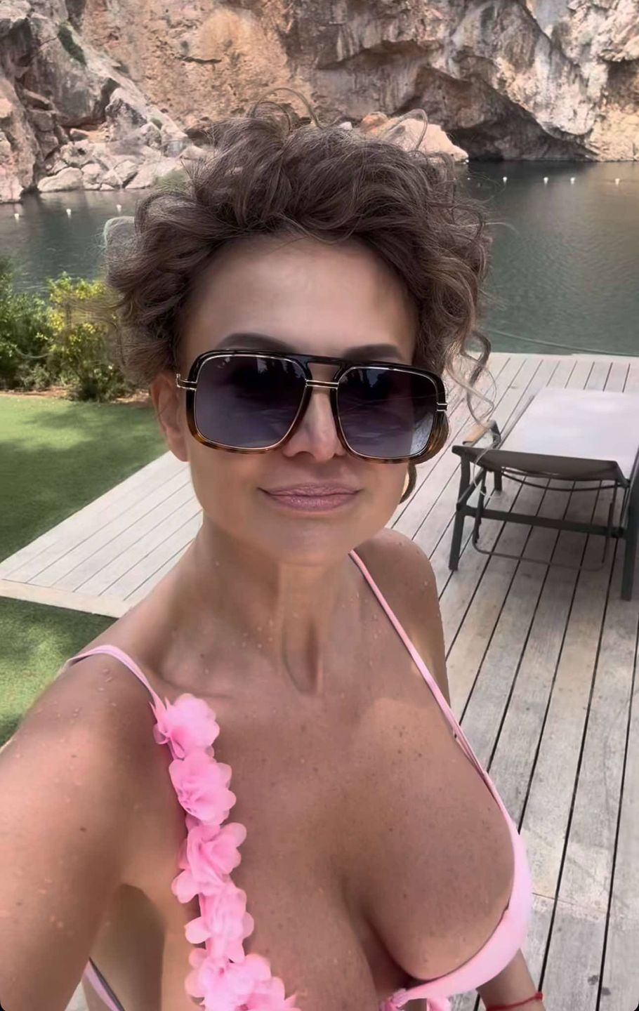 Maja Rutkowski i jej nowa fryzura pozdrawiają z rajskich wakacji