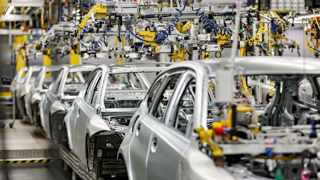 Przemysł motoryzacyjny w Niemczech ma problem. Produkcja zbrojen
