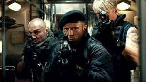 Mocna dawka testosteronu i plejada gwiazd. Polsat dziś przypomni kultowy film akcji, nie przegap!