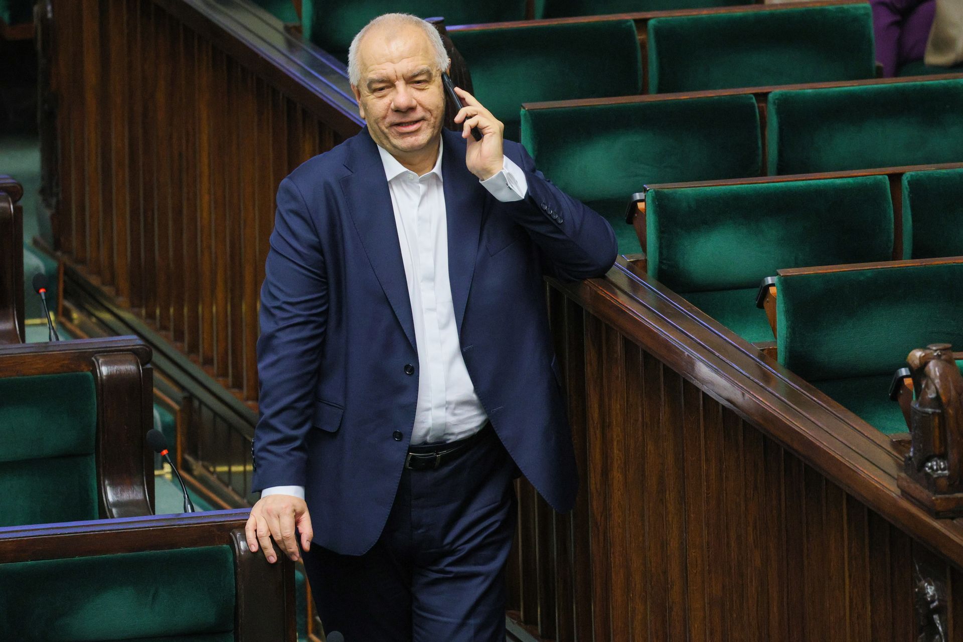 Sasin pokazał dokument po wpisie Hołowni