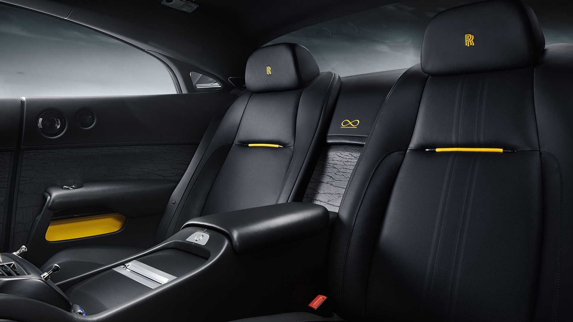 Rolls-Royce Black Badge Wraith Black Arrow