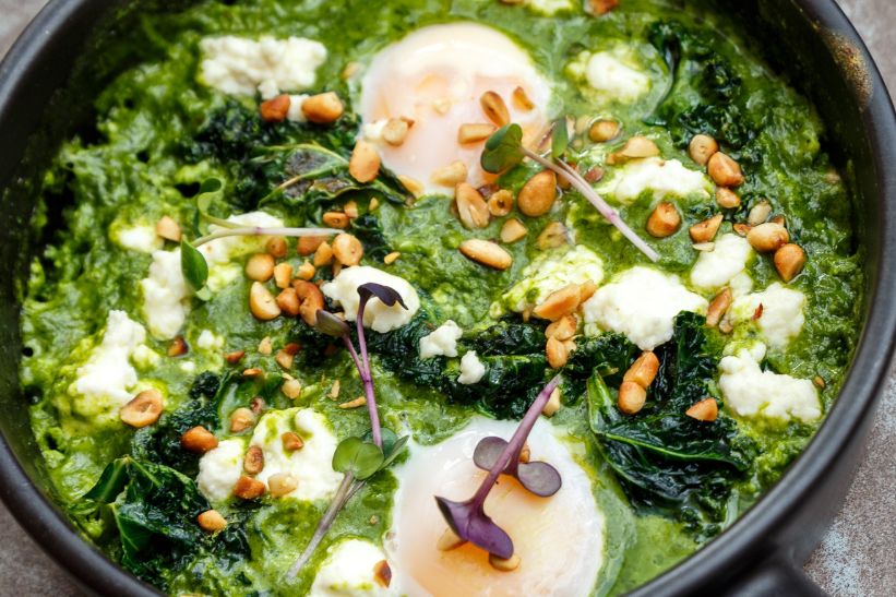 Zwykłe jajka sadzone mogą się schować. To moje najzdrowsze wiosenne śniadanie