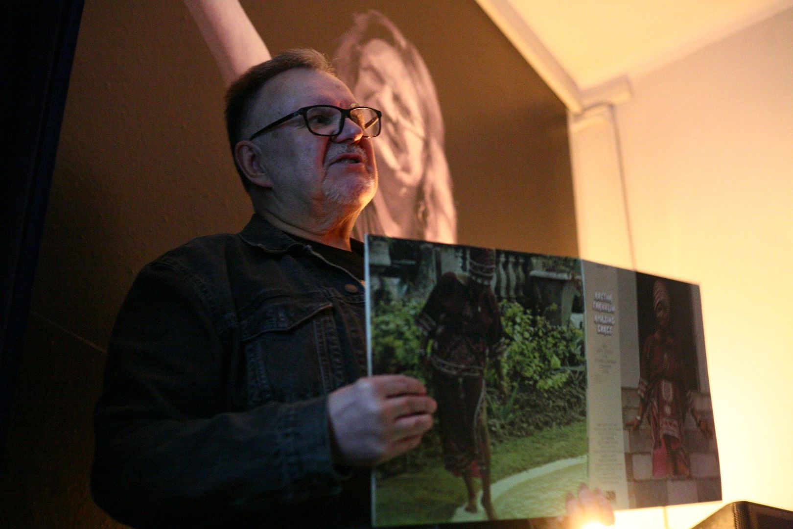 Hirek Wrona z pasją opowiadał o historii Organów Hammonda 