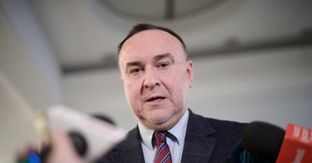 "Utrudni pracę w resortach". Kobosko o decyzji Tuska