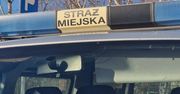 Warszawa: Dziesięć cennych minut. Strażnicy miejscy eskortowali cierpiącą kobietę