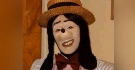 "Straszny Goofy" zachęca dzieci do "zabaw" w sieci. Policja ostrzega: to może skończyć się śmiercią