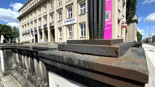 Reprezentacyjny budynek w centrum Zielonej Góry może zmienić właściciela jeszcze w maju. Co ma się tam znaleźć?