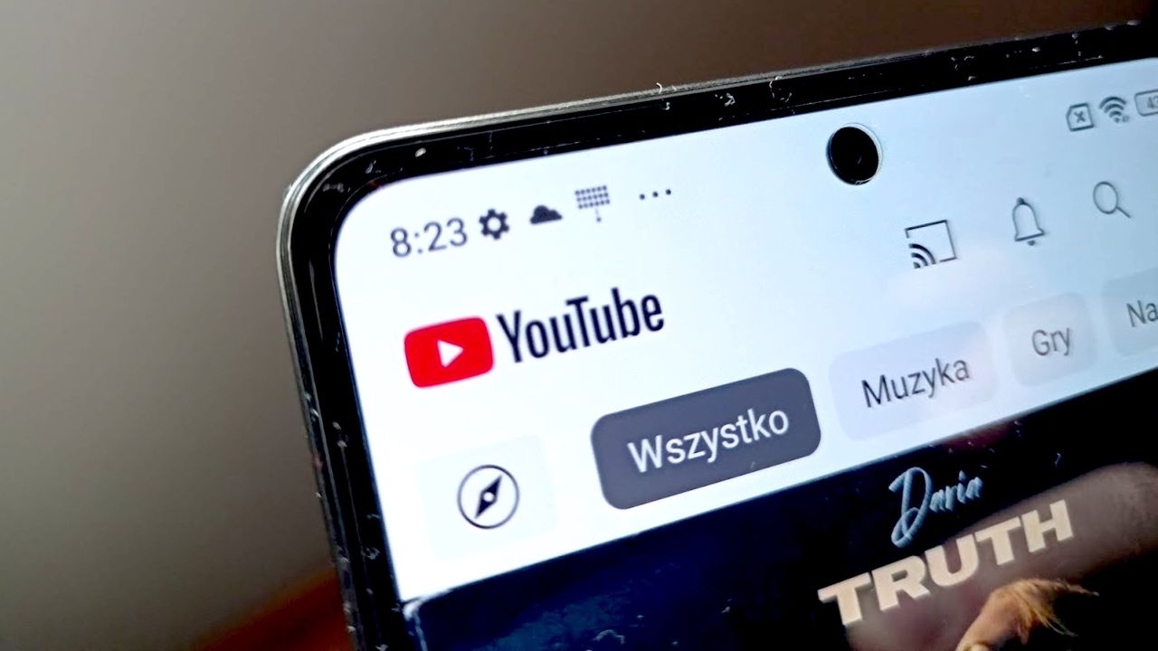 YouTube na telefonie