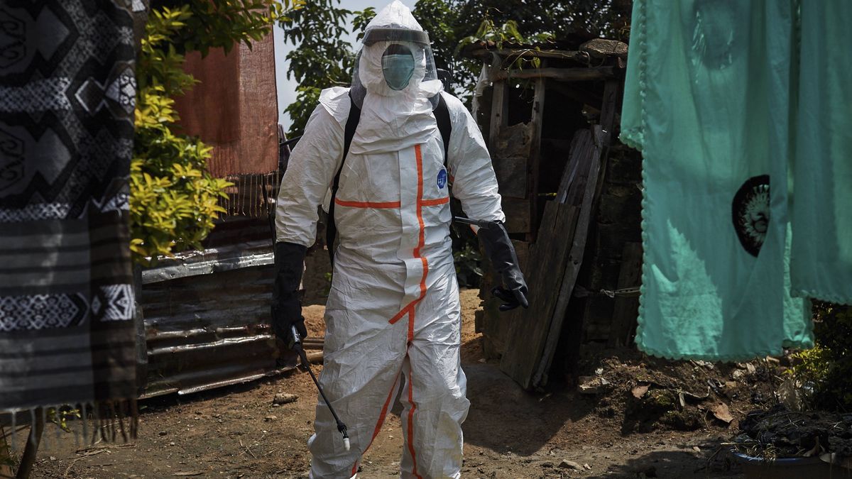 Świat jest zagrożony znacznie gorszą pandemią niż COVID "na skalę czarnej śmierci" - ostrzegają eksperci.