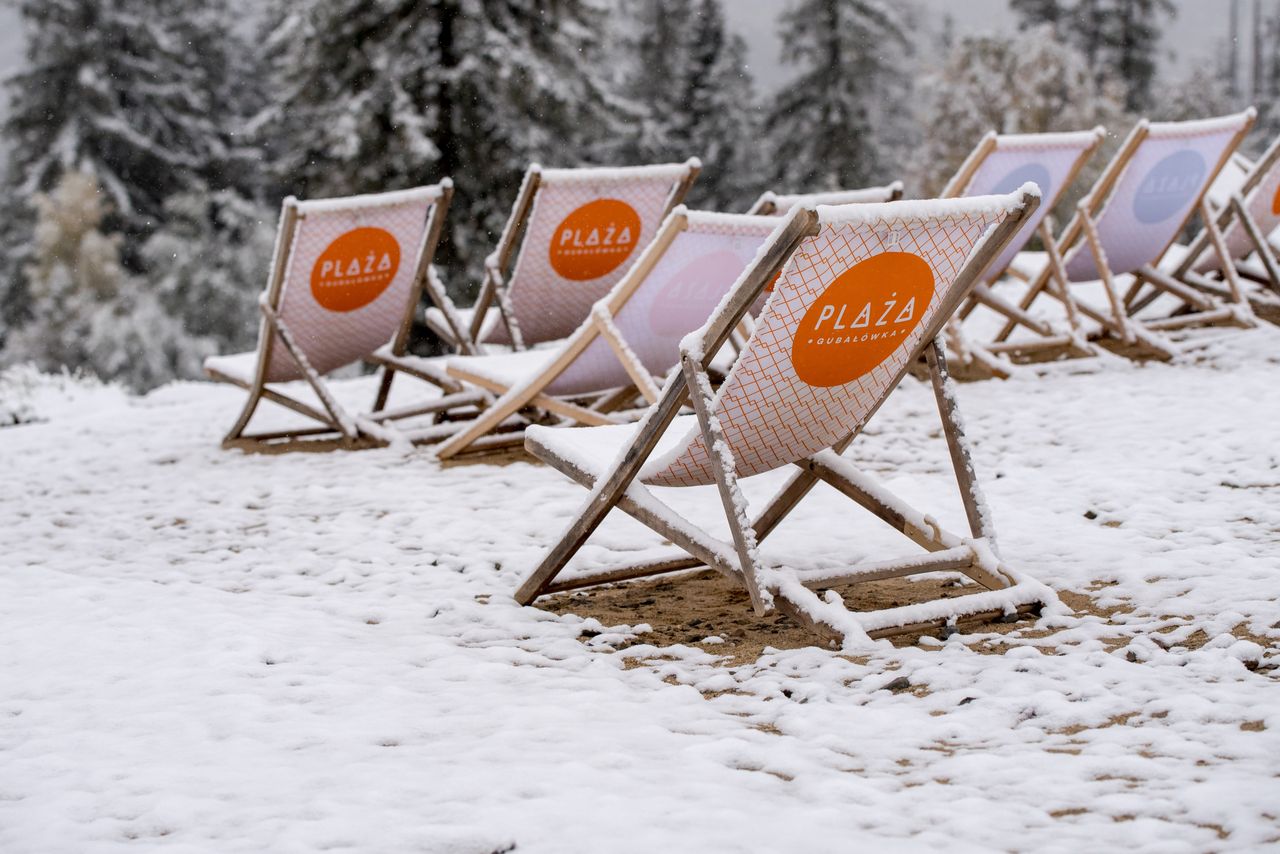 Zakopane zasypane. Pierwszy śnieg u podnóża Tatr 