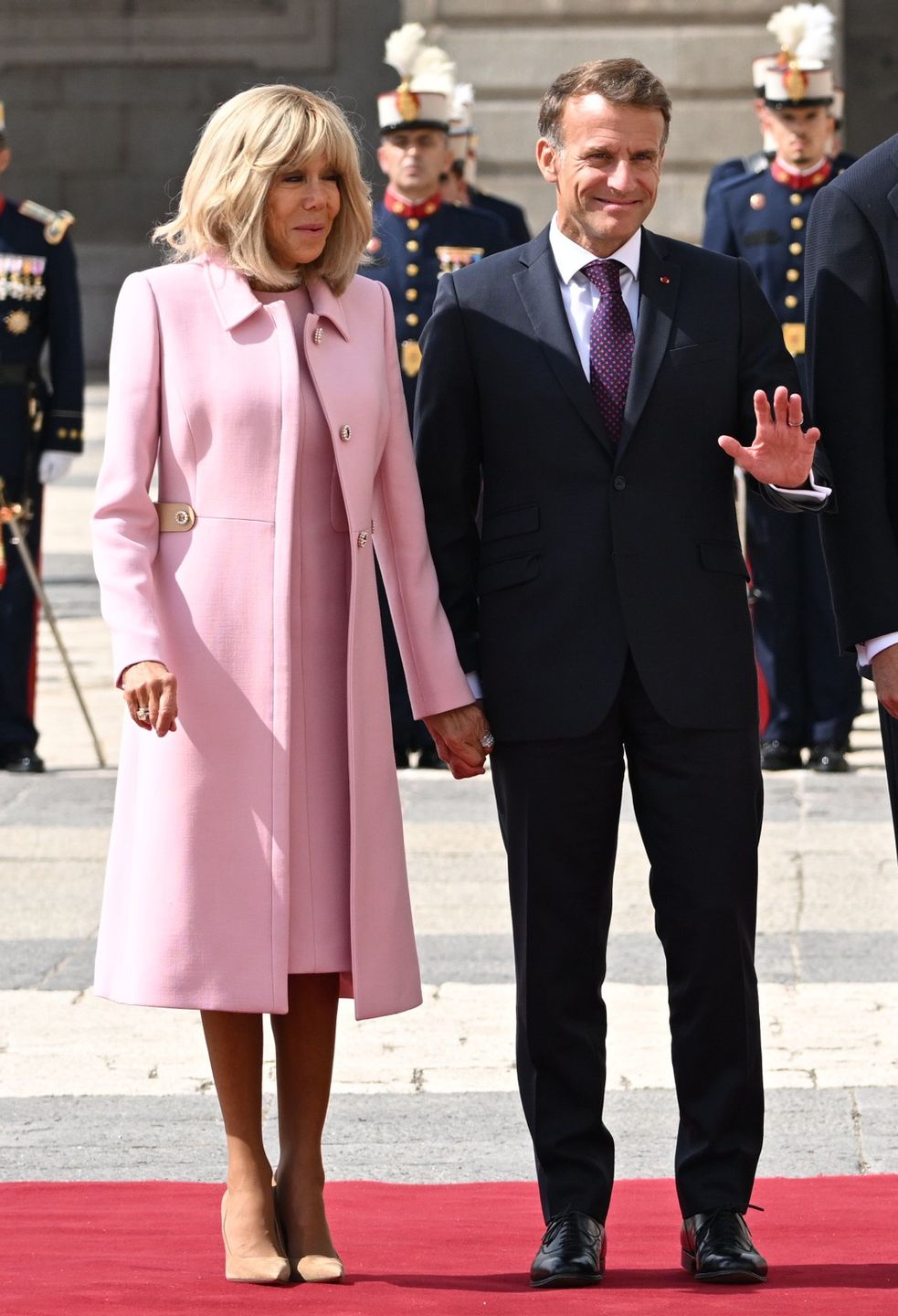 Emmanuel i Brigitte Macron spotkali się z Letycją i Filipem 