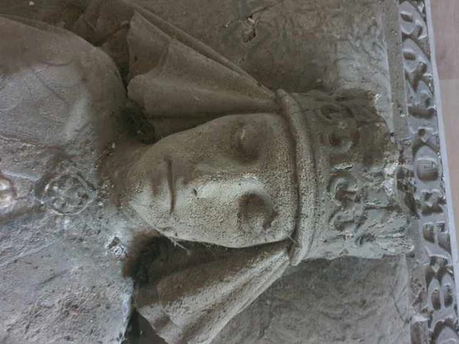 Pierwowzór sarkofagu królowej Jadwigi autorstwa Antoniego Madeyskiego w Tarnowie. 