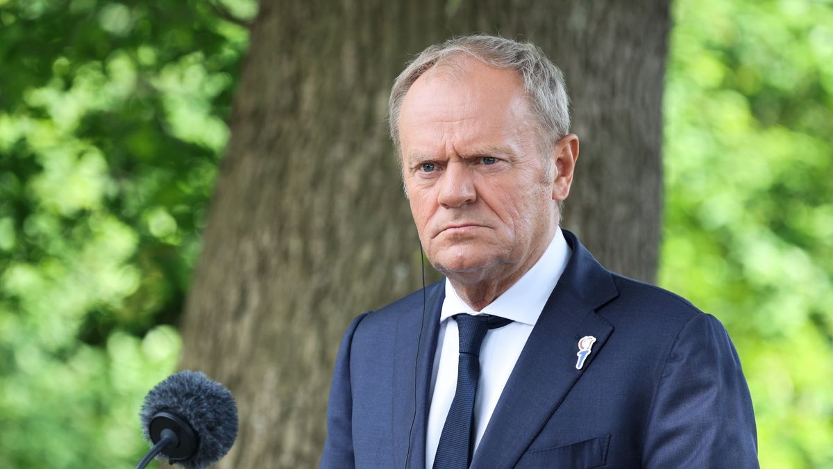 Obniżka składki zawetowana. Tusk odpowiada na decyzję Dudy