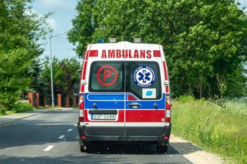 Rzucił malutkim dzieckiem o podłogę. Nowe informacje od śledczych
