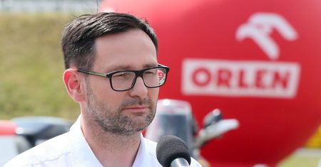 Krawcowa kupiła udziały za 800 tys.zł. To matka Daniela Obajtka