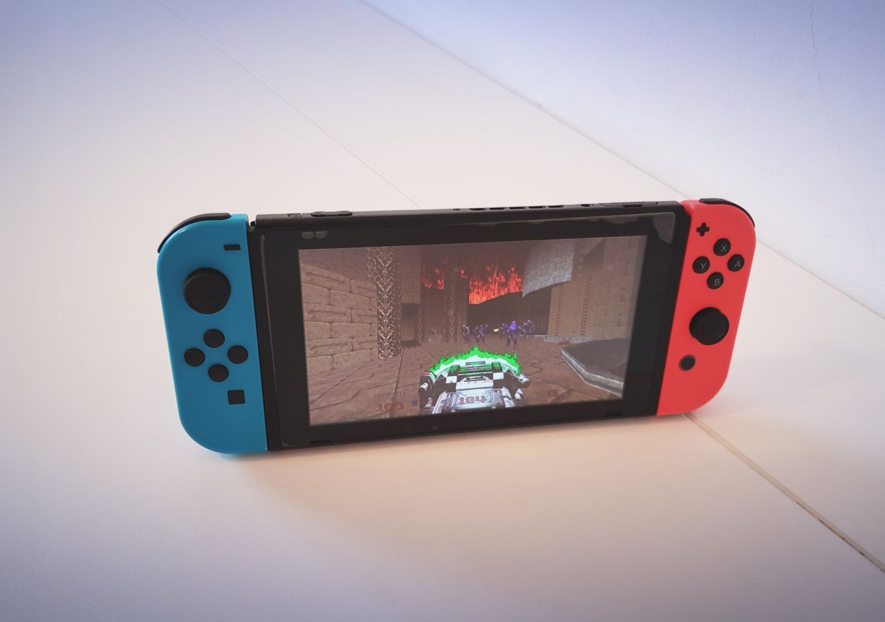 Doom 64 na Nintendo Switch jest sprzedawany jako osobna gra, fot. Jakub Krawczyński