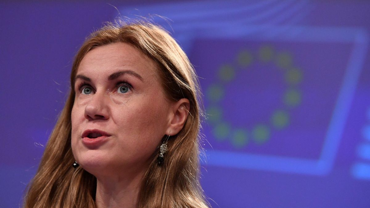 TemporaryEuropean Commissioner for Energy Kadri Simson speaks on the Commission's proposals on the topic of "REPowerEU, defence investment gaps and the relief reconstruction of Ukraine" at the EU headquarters in Brussels on May 18, 2022. - EU chief proposed extra aid to Ukraine this year of up to nine billion euros ($9.5 billion) to help it cope with the ravages of war. (Photo by JOHN THYS / AFP)JOHN THYS