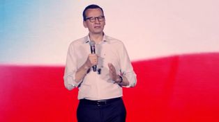 Mateusz Morawiecki chce "cofnąć" Unię Europejską. Neguje dwa traktaty