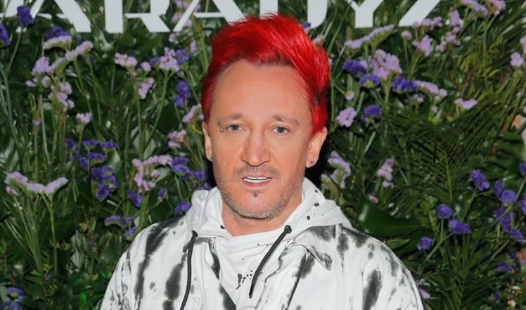 Jakie kierunki studiowali polscy wokaliści