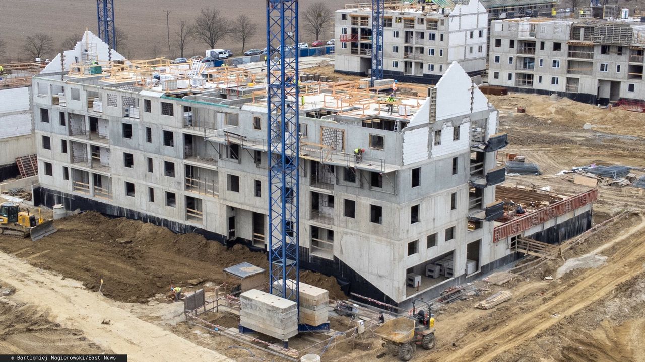 Budowa mieszkań. Eksperci mówią, co będzie z cenami działek