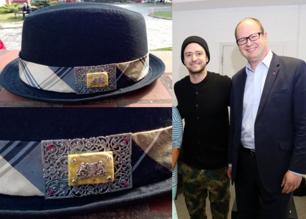 Prezydent Gdańska dał Justinowi... kapelusz! ŁADNY?
