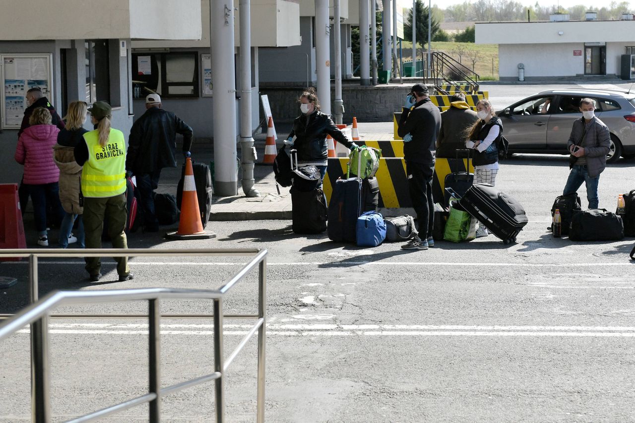 Ukraińcy nie chcą wracać do Polski. Przez kwarantannę
