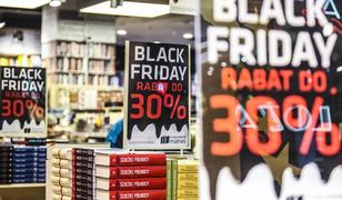 Ceny na Black Friday wcale nie były niższe. Klienci dali nabić się w butelkę?