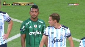 Rywal leży, sędzia nie gwiżdże, a Palmeiras strzela gola!