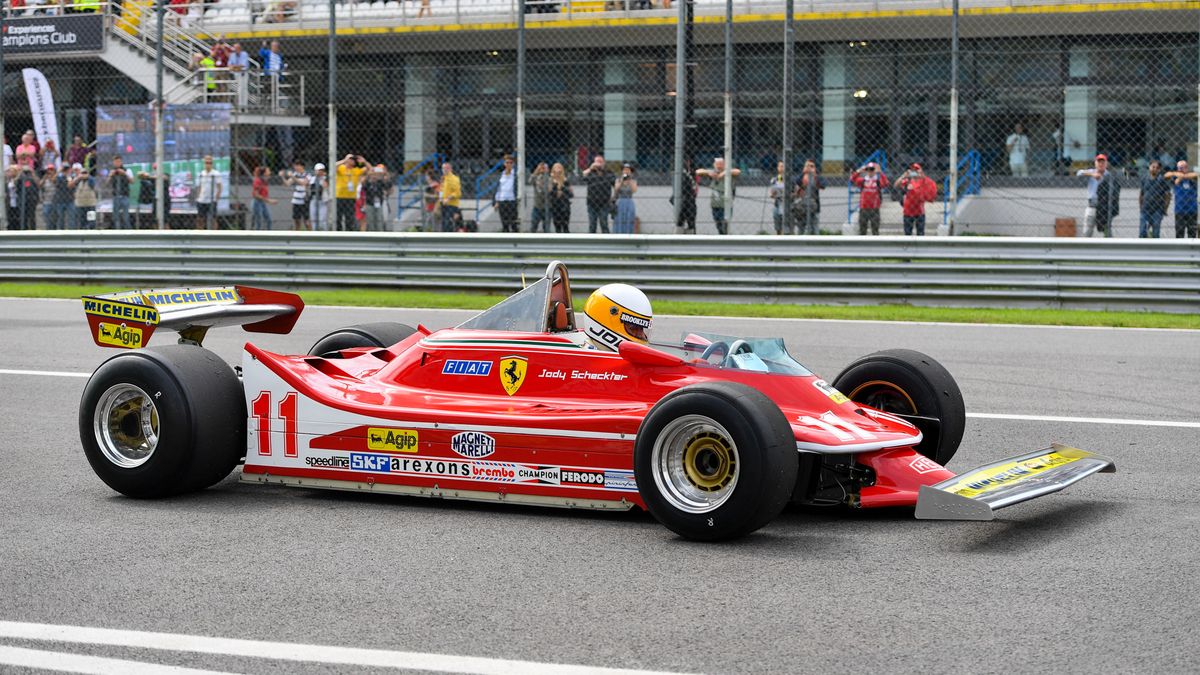 Zdjęcie okładkowe artykułu: Materiały prasowe / Pirelli Media / Na zdjęciu: Jody Scheckter na torze Monza we wrześniu 2019 roku