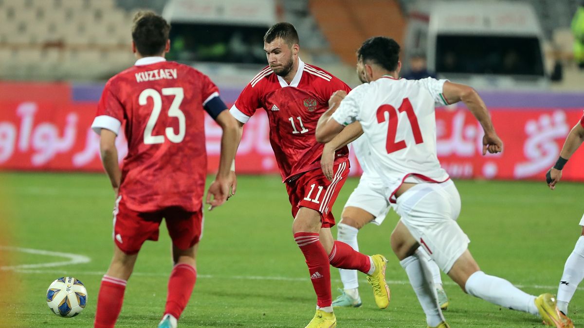 W Iranie odbył się mecz towarzyski tamtejszej reprezentacji z reprezentacją Rosji